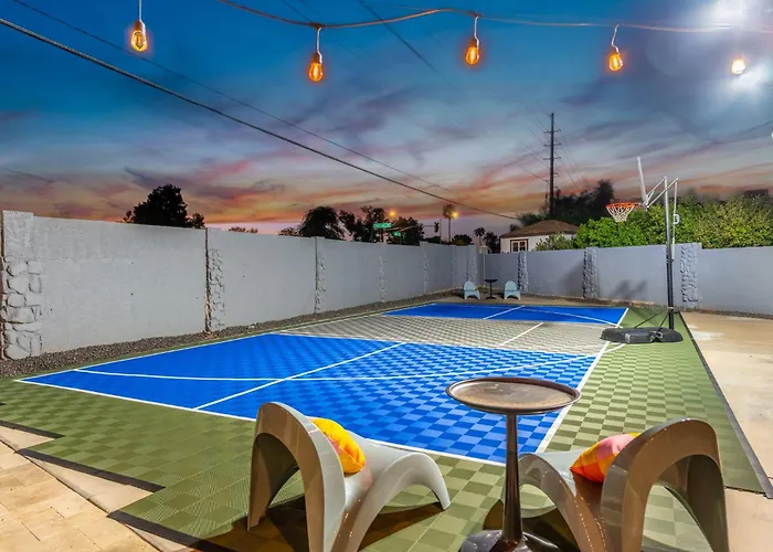 Ferienhaus Tropical Fun W Waterslide, Pickleball & Hoops