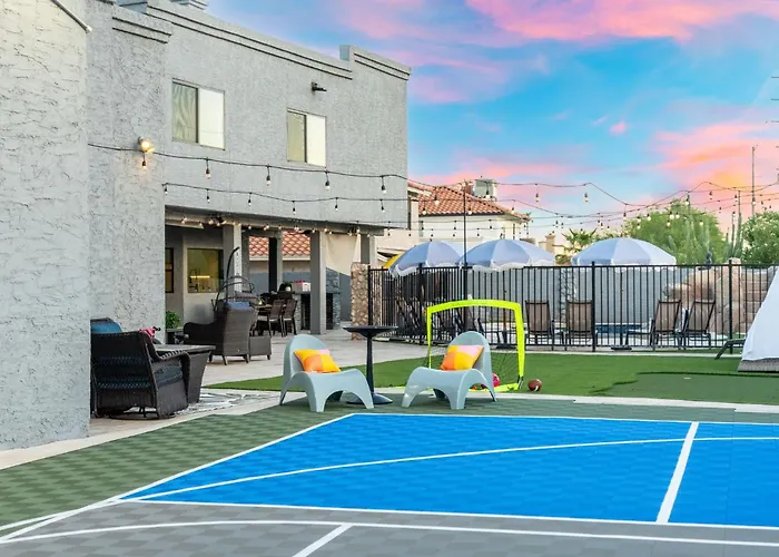 Ferienhaus Tropical Fun W Waterslide, Pickleball & Hoops *