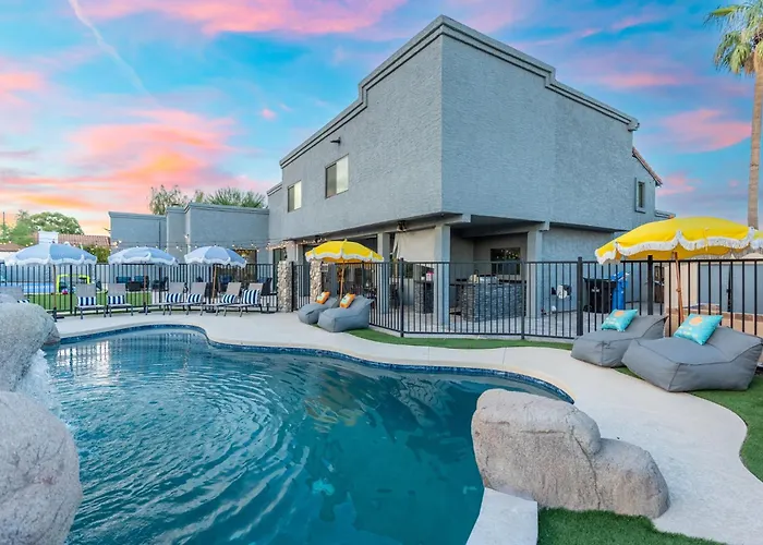 Ferienhaus Tropical Fun W Waterslide, Pickleball & Hoops Phoenix